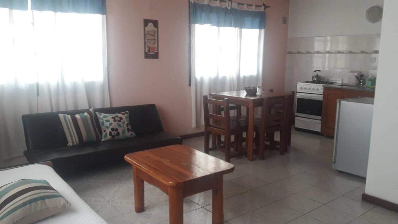 A Pousada Pintó Terraza Esquel Exterior foto